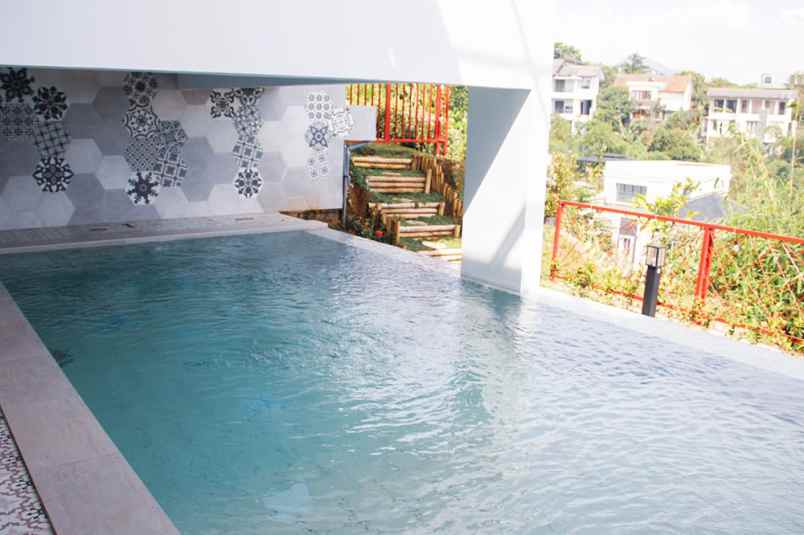 dijual rumah resort dago pakar