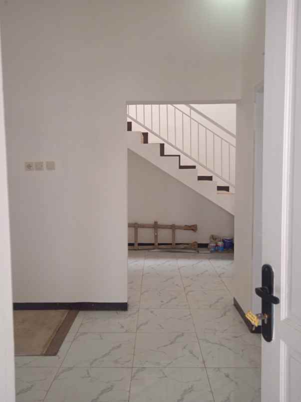 dijual rumah riung damai