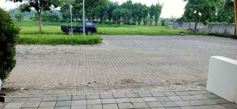 dijual rumah royal residence cluster
