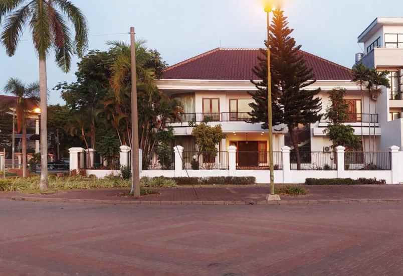 dijual rumah rumah araya tahap 1