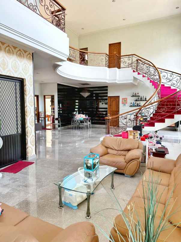 dijual rumah rumah araya tahap 1