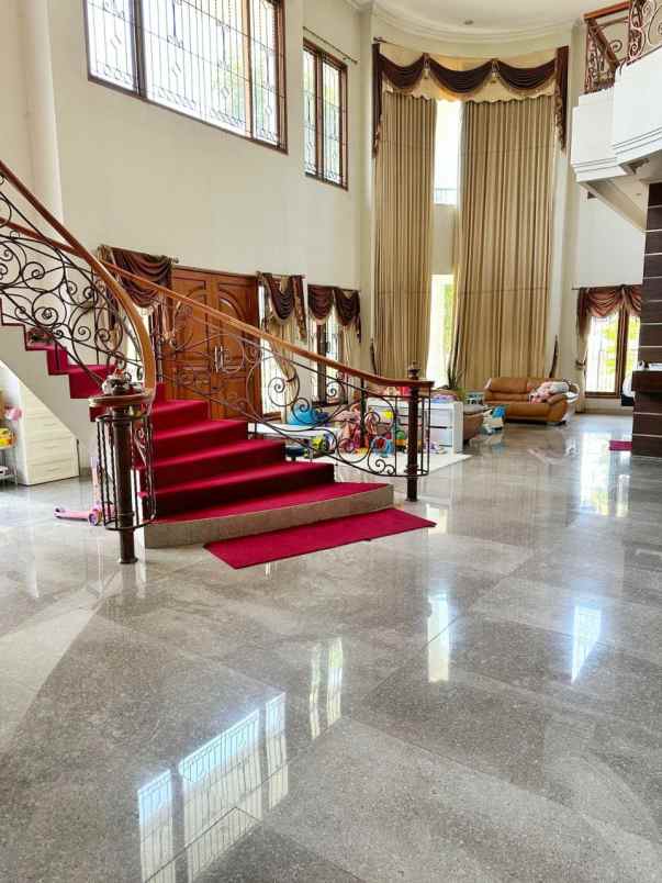 dijual rumah rumah araya tahap 1