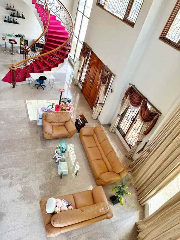 dijual rumah rumah araya tahap 1