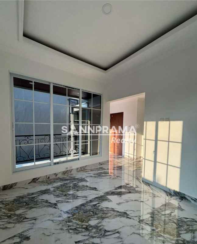 dijual rumah rumah baru disain mewah di beji depok