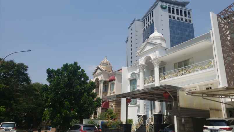 dijual rumah rumah di gold coast