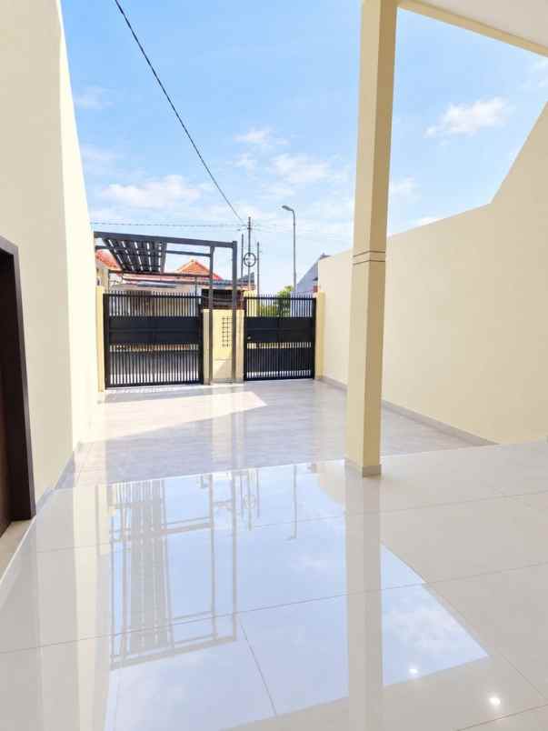 dijual rumah rumah medokan sawah timur