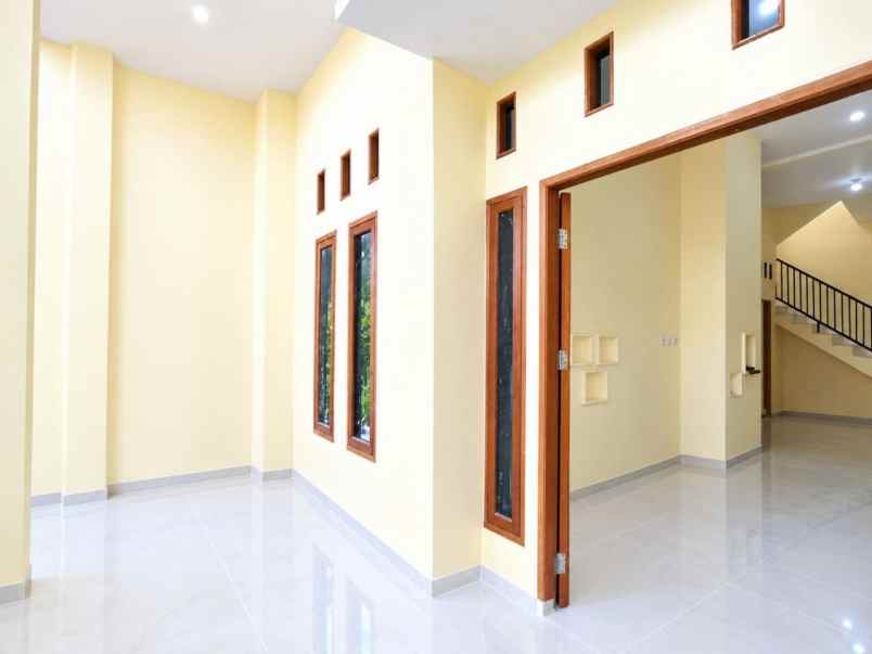 dijual rumah rumah medokan sawah timur