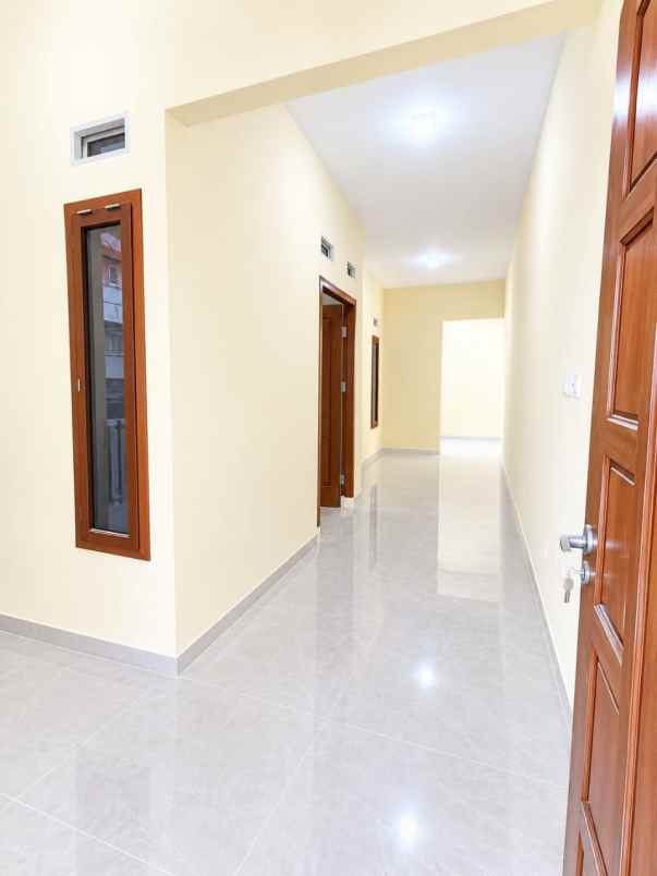 dijual rumah rumah medokan sawah timur