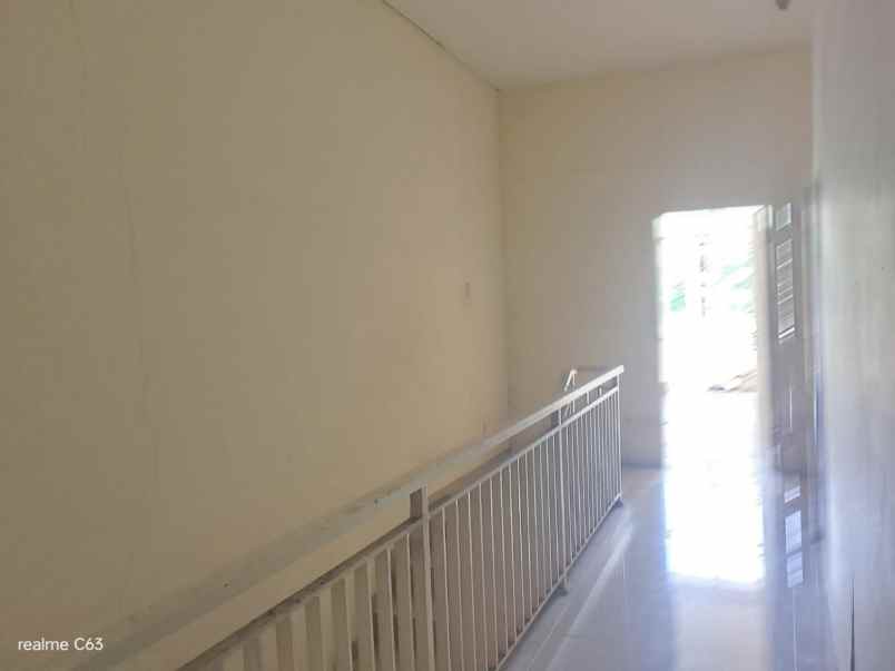 dijual rumah rungkut
