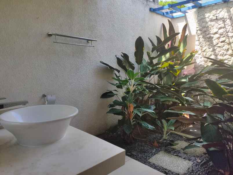 dijual rumah sanur denpasar timur