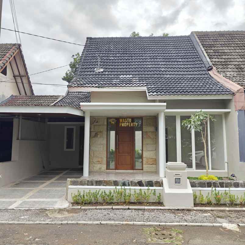 dijual rumah sariharjo kec ngaglik kab