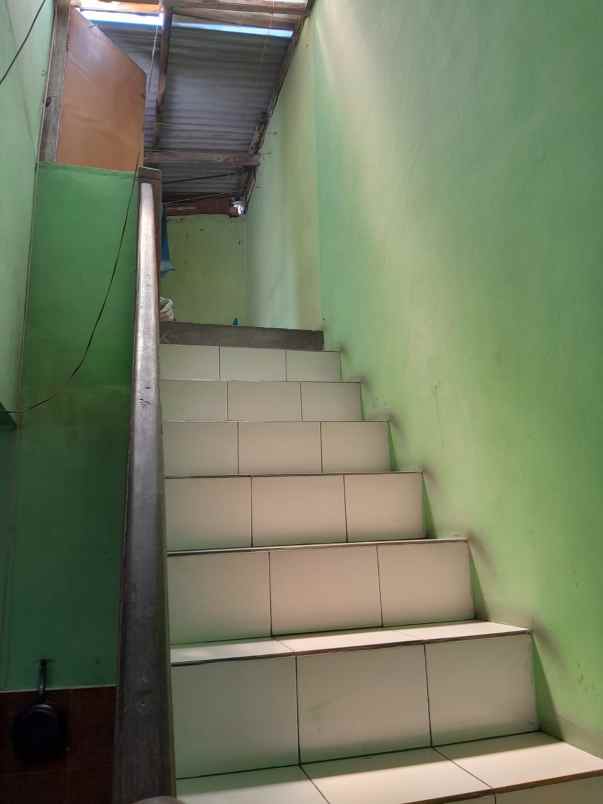 dijual rumah sarijadi bandung