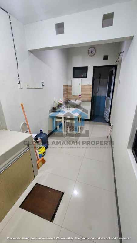 dijual rumah sariwangi regency