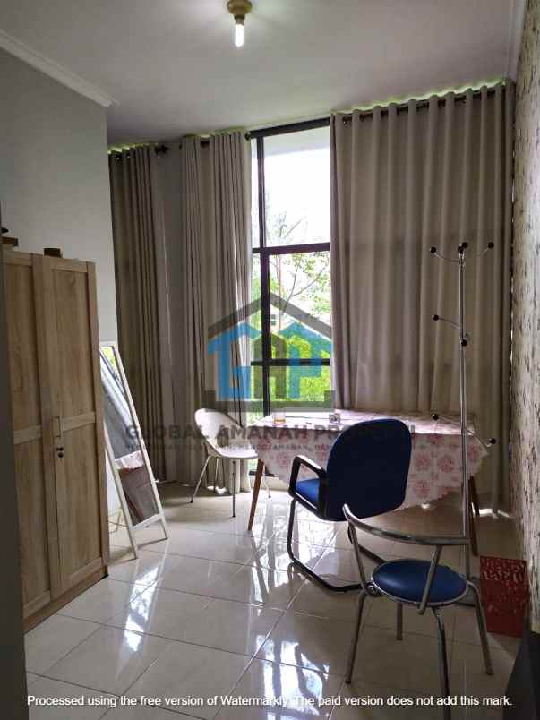 dijual rumah sariwangi regency