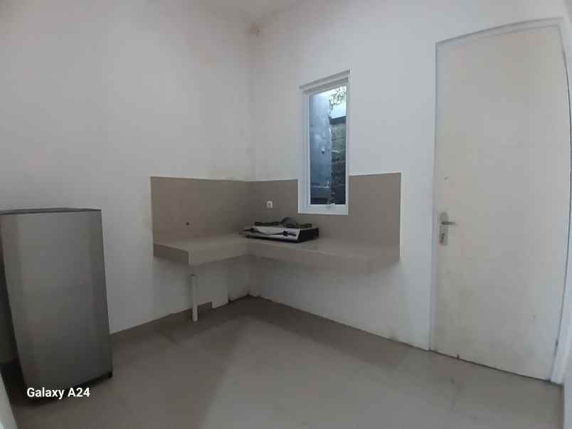 dijual rumah sentul city