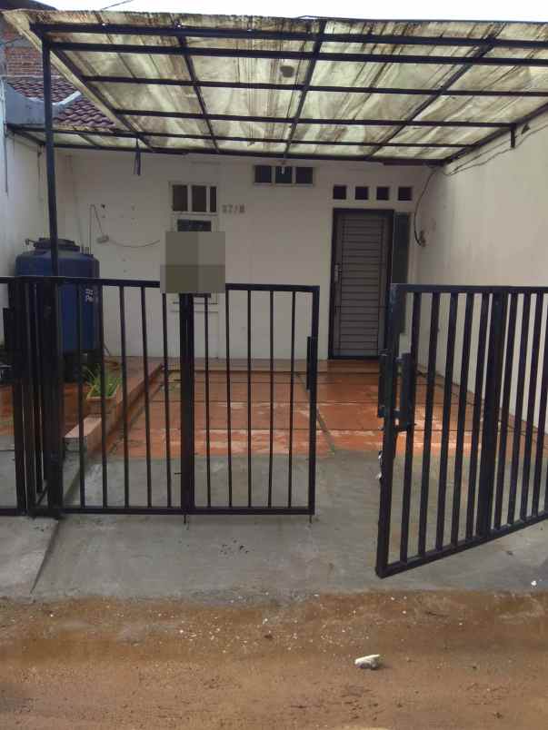 dijual rumah serpong