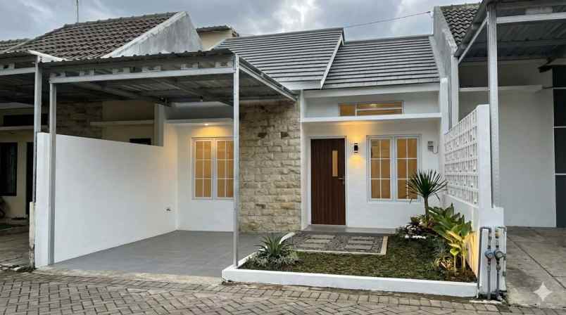 dijual rumah siap huni