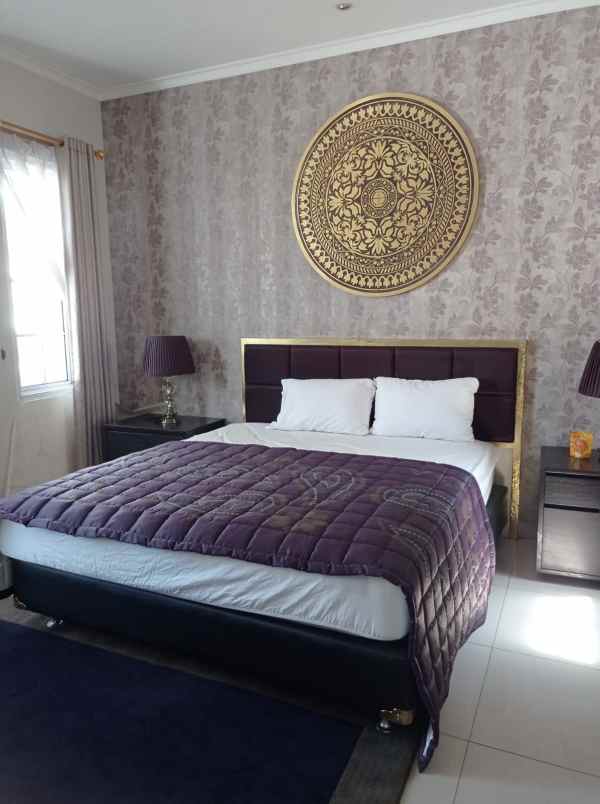 dijual rumah simongan