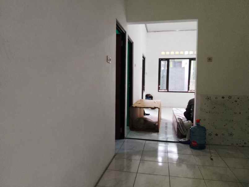 dijual rumah sinar waluyo