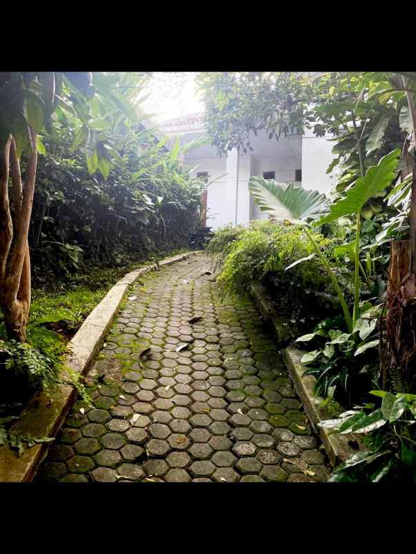 dijual rumah srengsengsawah jagakarsa