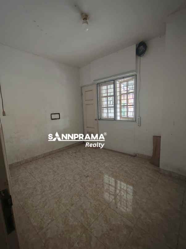 dijual rumah sukatani