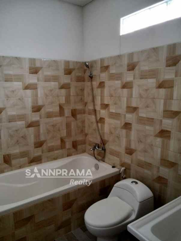 dijual rumah sukmajaya