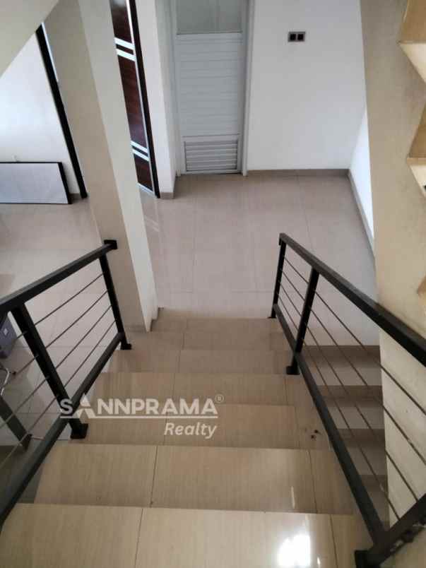 dijual rumah sukmajaya
