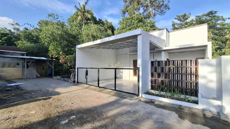 dijual rumah sukoharjo ngaglik sleman