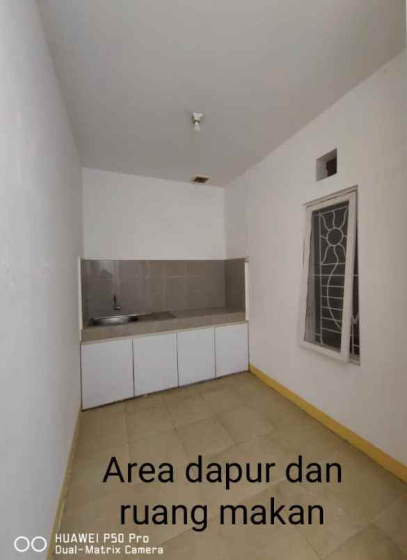 dijual rumah sukolilo dian regency
