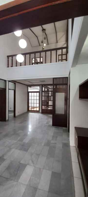 dijual rumah sumber sari holis caringin