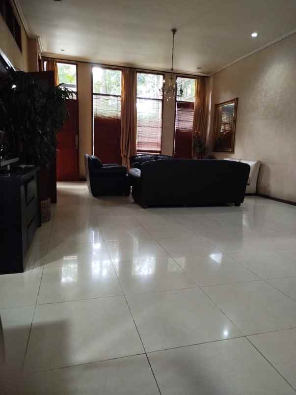 dijual rumah syp dago teuku angkasa