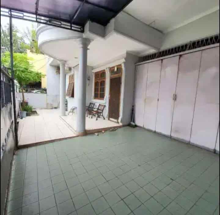 dijual rumah taman persada kemala