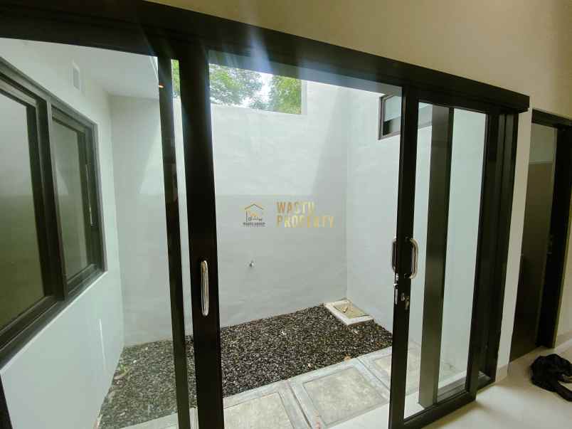 dijual rumah tamanmartani kalasan sleman