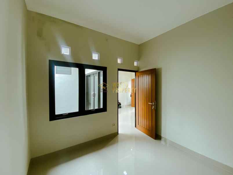 dijual rumah tamanmartani kalasan sleman