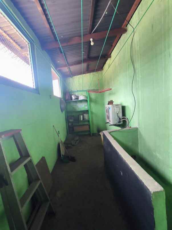dijual rumah tambaksari