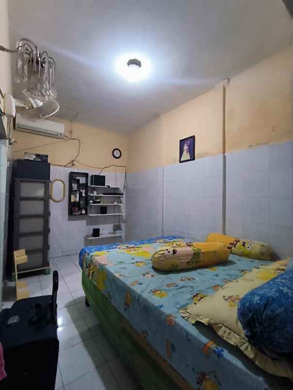 dijual rumah tambaksari