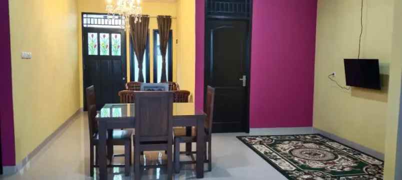 dijual rumah tanjung barat