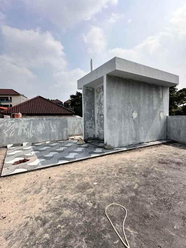 dijual rumah tanjung barat