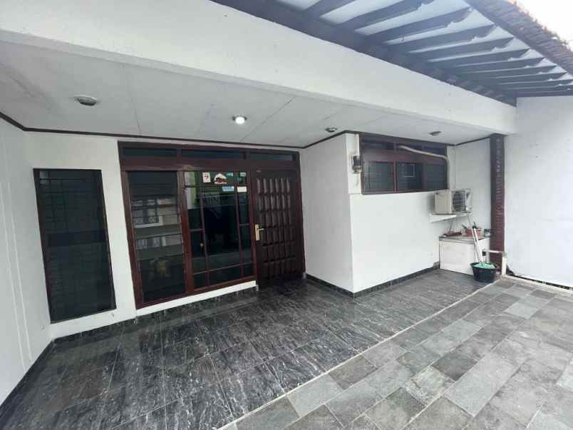 dijual rumah tebet