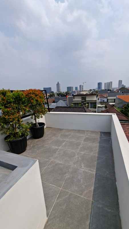 dijual rumah tebet timur dalam