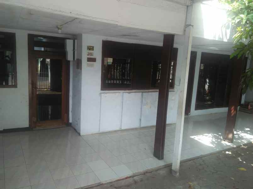 dijual rumah tepi jalan erlangga pasuruan kota jatim