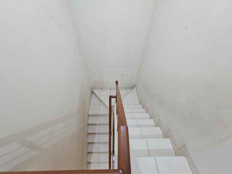 dijual rumah the royal residence cakung