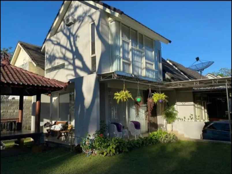 dijual rumah the taman dayu montana hills