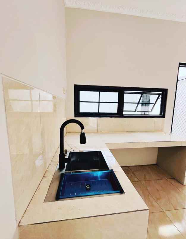 dijual rumah tlogomulyo