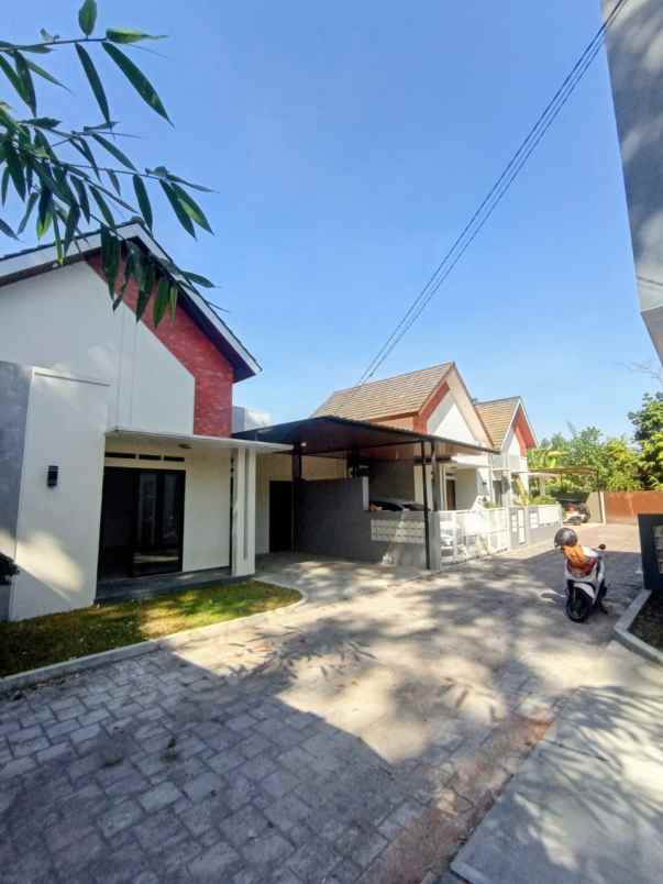 dijual rumah tonggalan wedomartani