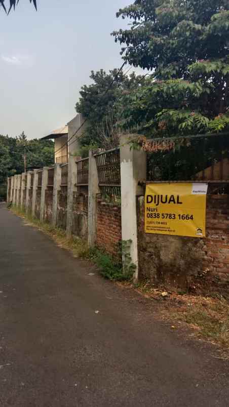 dijual rumah tua hitung tanah saja di jakarta selatan