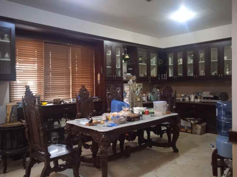 dijual rumah turangga