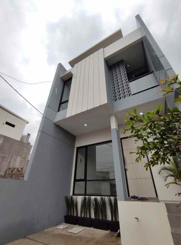 dijual rumah ujung berung bandung