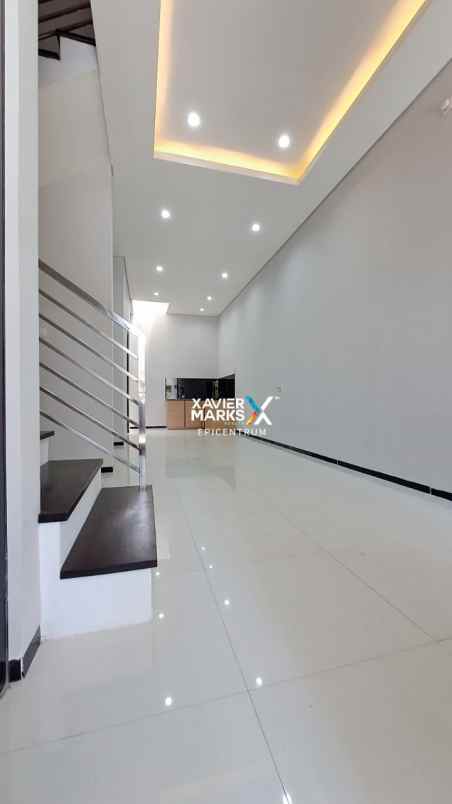 dijual rumah villa kalijudan