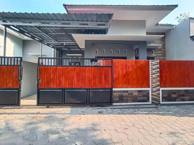 dijual rumah wedomartani kec ngemplak